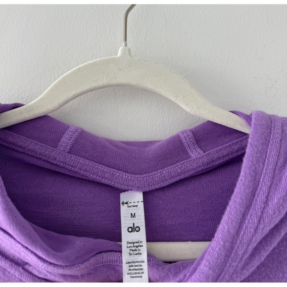 ALO RARE Alolux SoHo Cozy Hoodie in Bright Orchid M - Picture 3 of 5